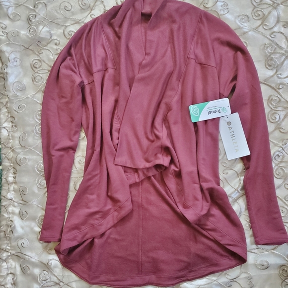 Athleta Tops - Athleta NWT Wear 2 Way Wrap